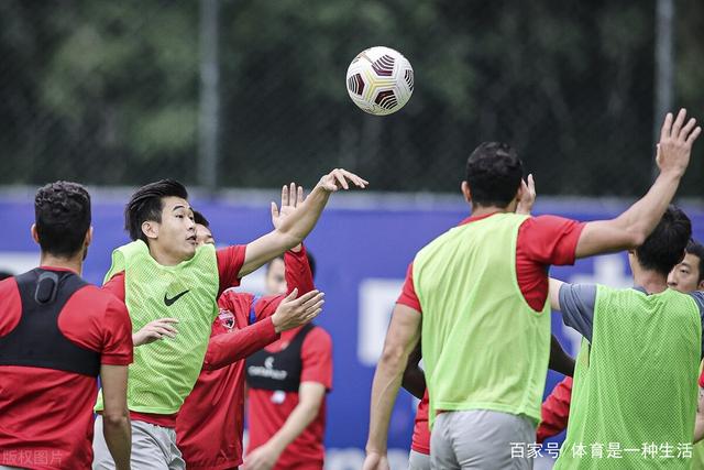 利雅得胜利主帅：本赛季比赛太多球员都累了 虽然输球但仍是榜首